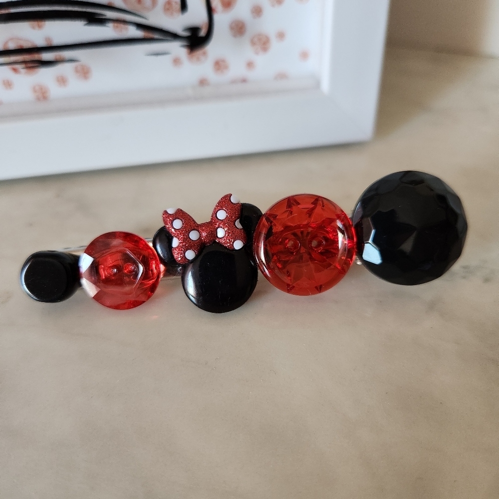❤️ Minnie Mouse Hairclip ❤️